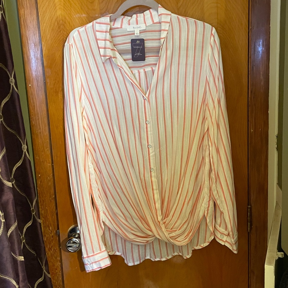 Beceel long sleeve blouse with front hem detailing